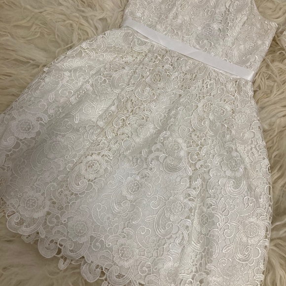 AIDAN MATTOX Lace Knee-Length Dress - Picture 4 of 12